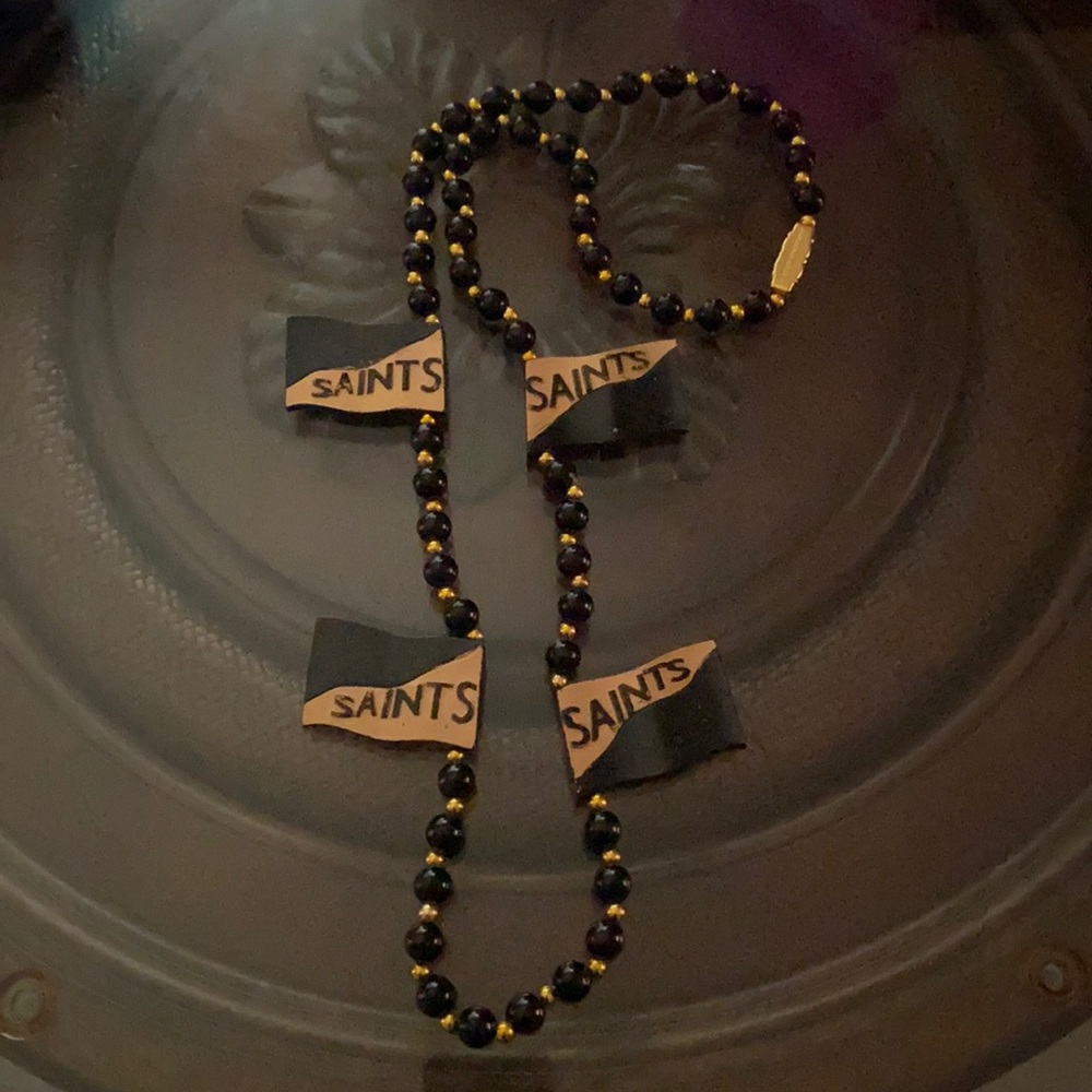 Saints neckles